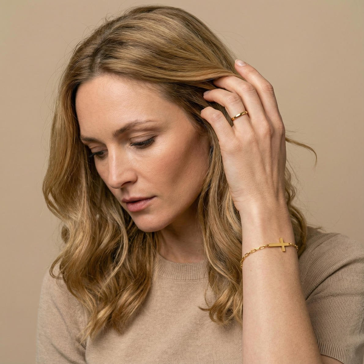 Armband mit Horizontalem Kreuz