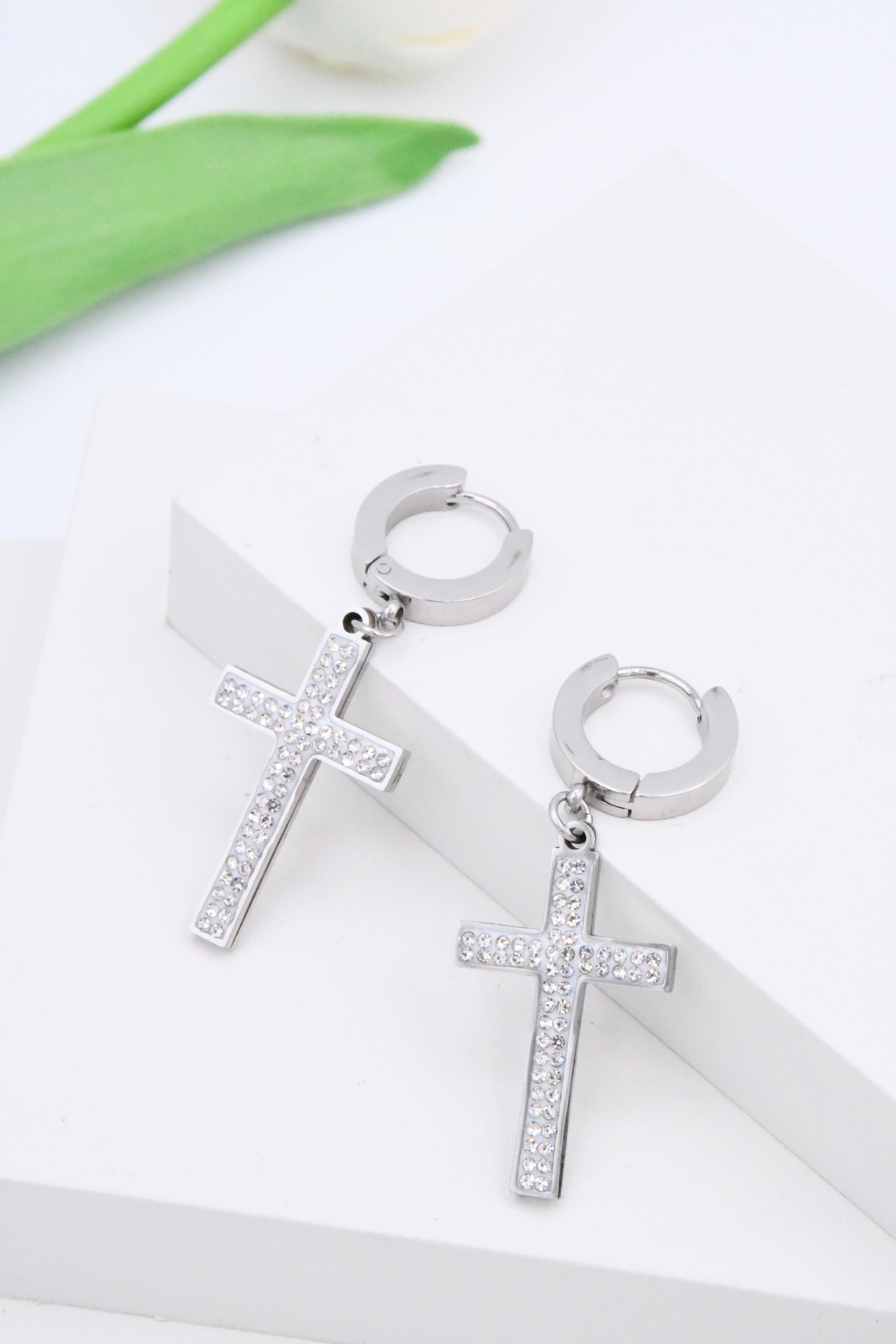 Boucles d'Oreilles Croix Cristallines