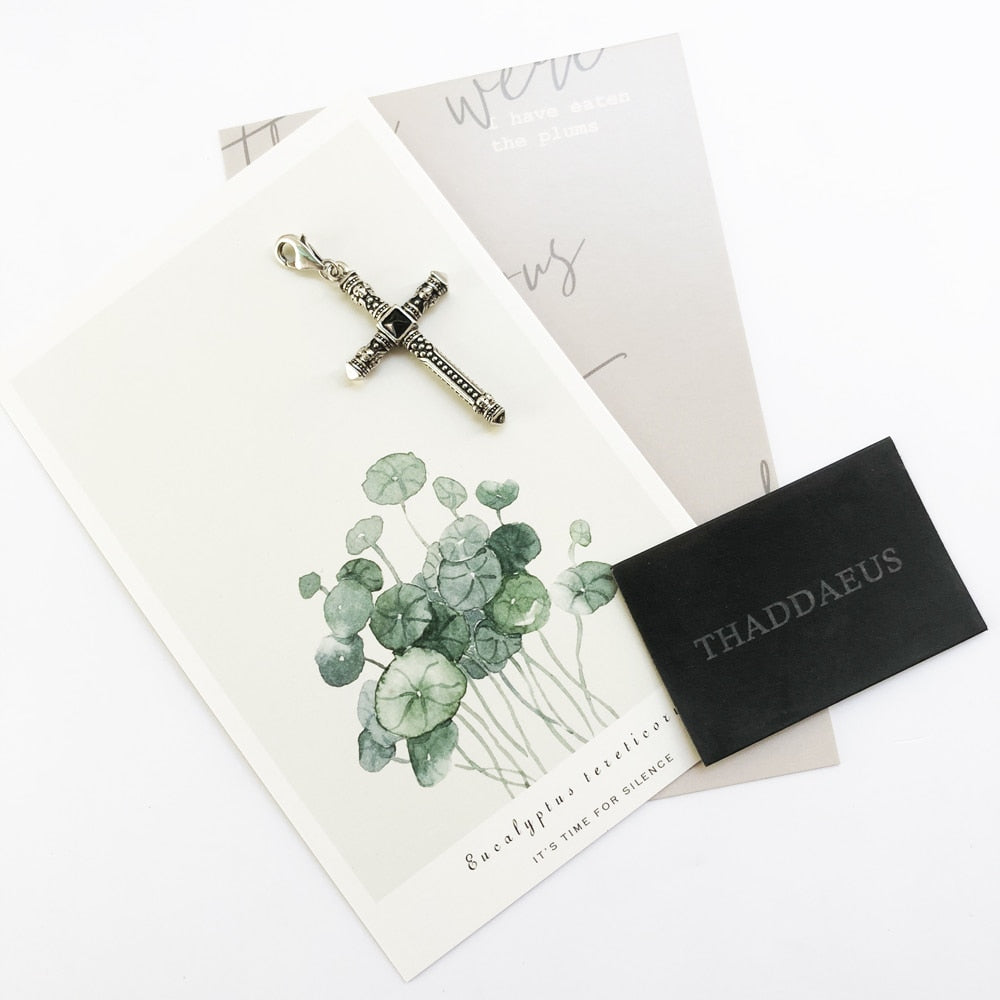 Maskuliner Kreuzanhänger