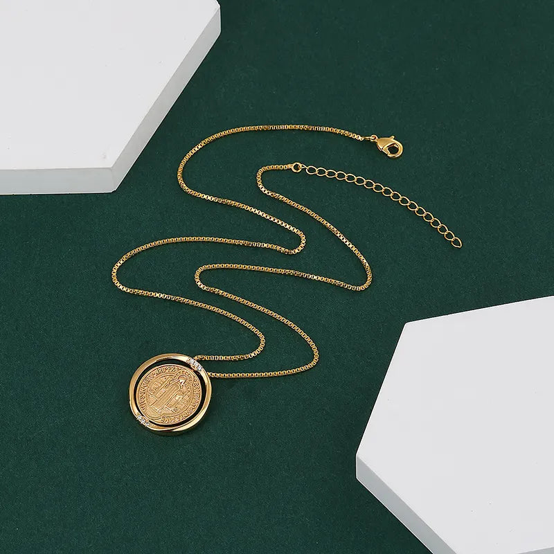 Kreuzkette mit Jesus-Medaillon