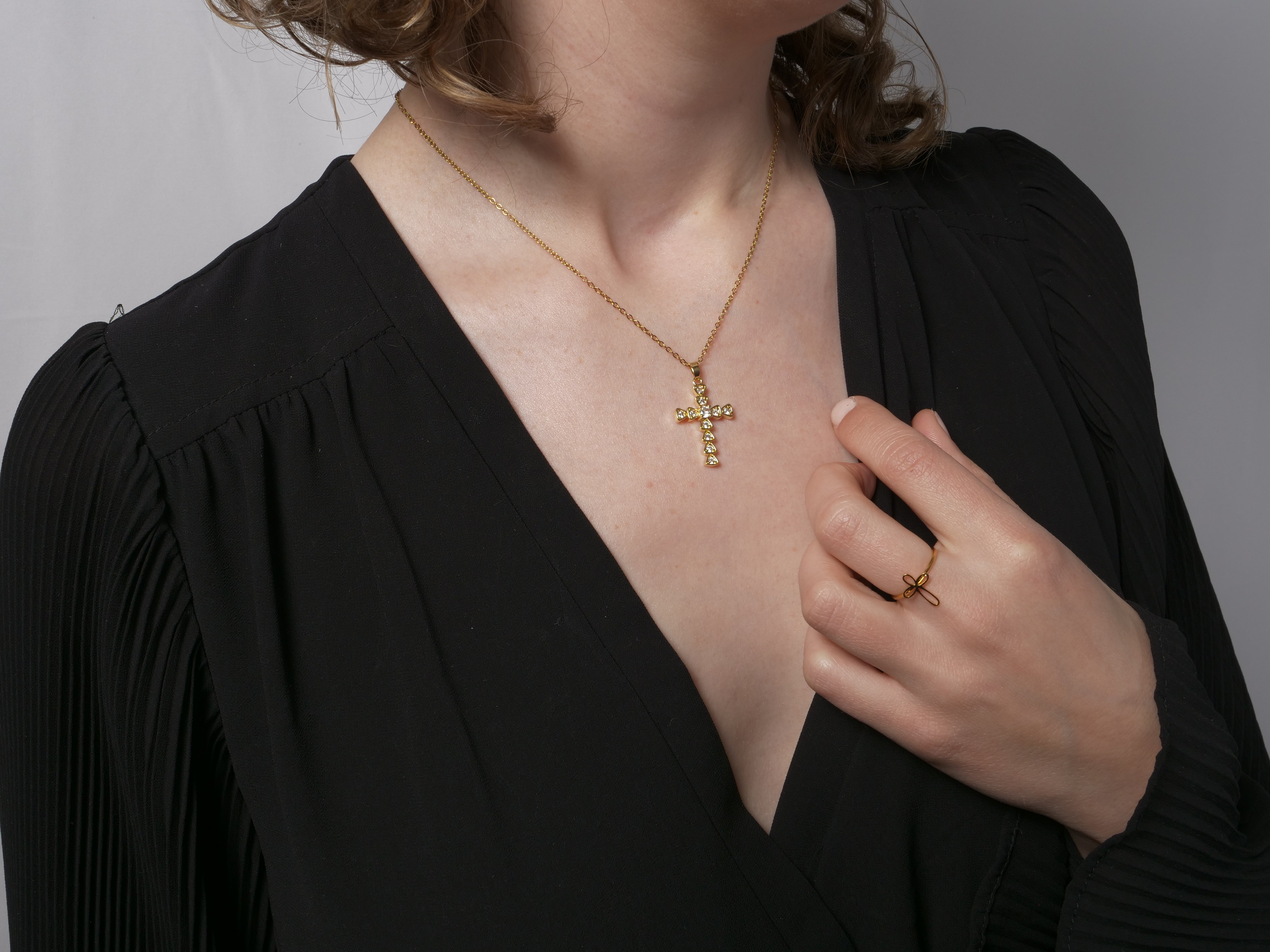 Kreuzanhänger Éclat mit Kristallen