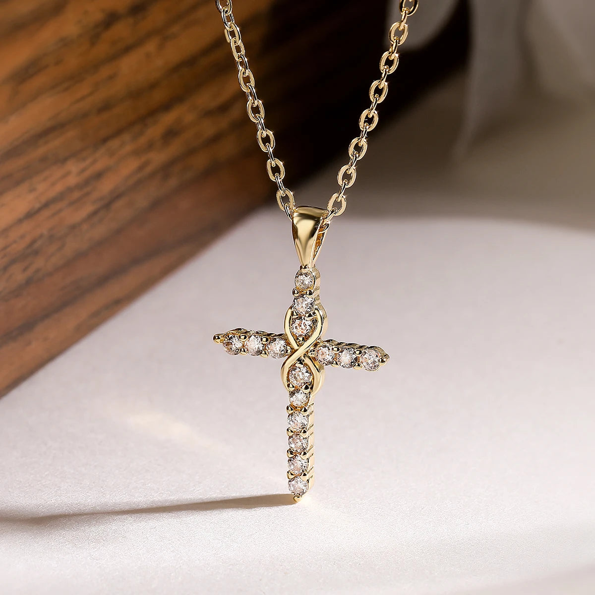 Kreuzkette Fusion – Glaube trifft Eleganz