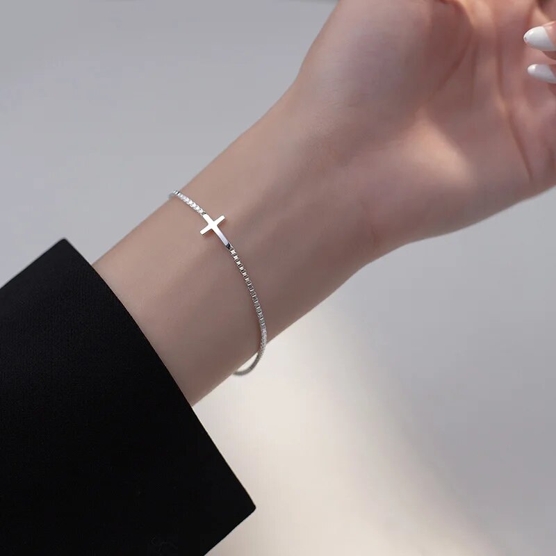 Armband Kreuz mit Kette