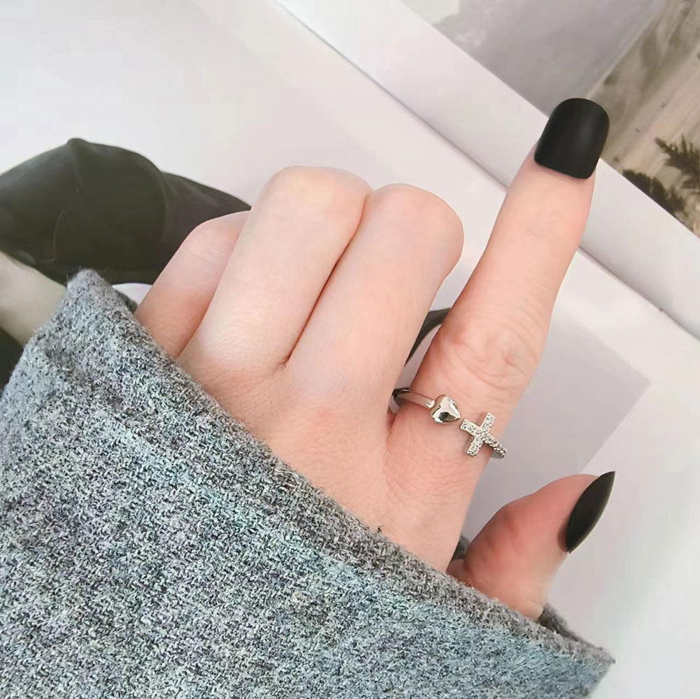 Silberner Kreuz- und Herzring