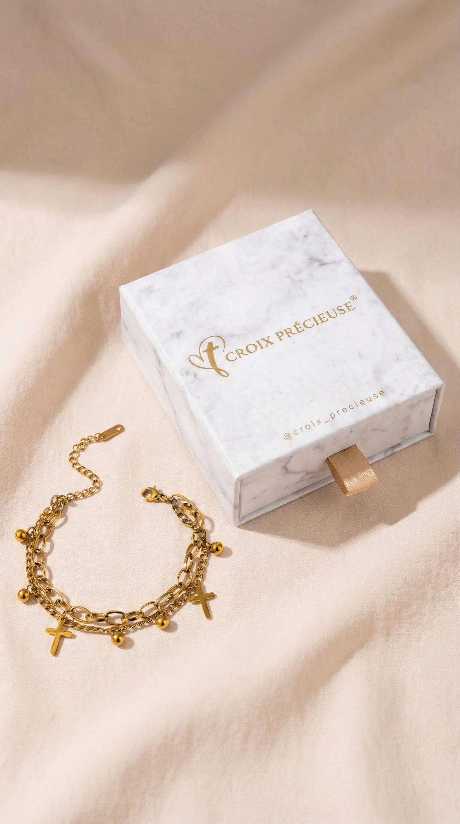 Armband mit Kreuz Anhängern und Gliederkette