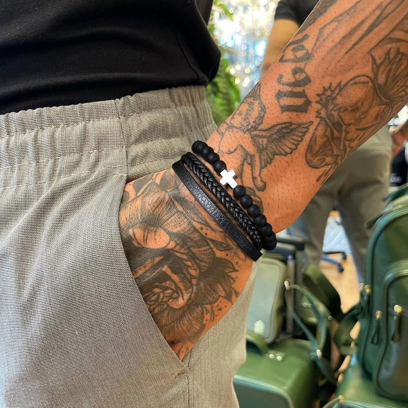 Bracelet Croix Cuir Noir