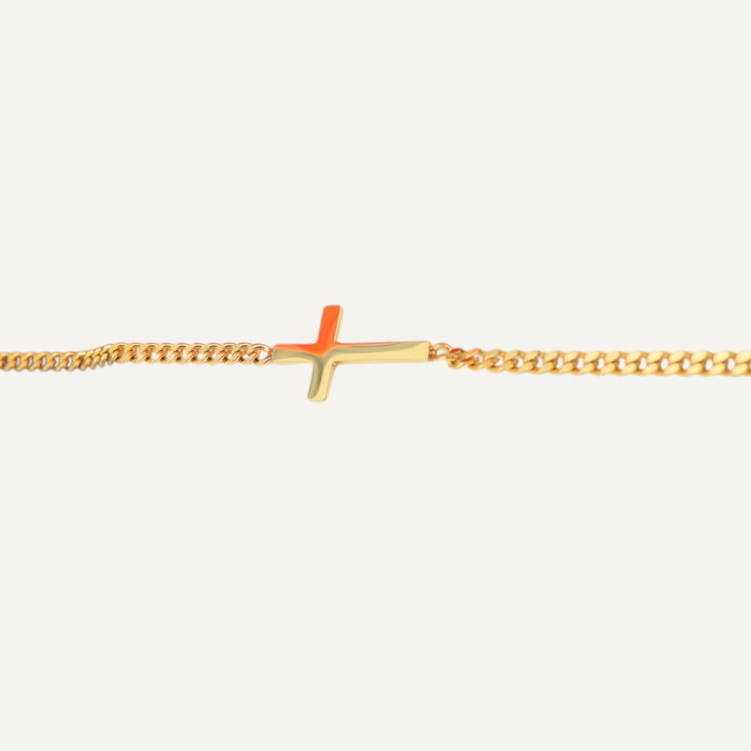 Elegantes Kreuzarmband aus Edelstahl