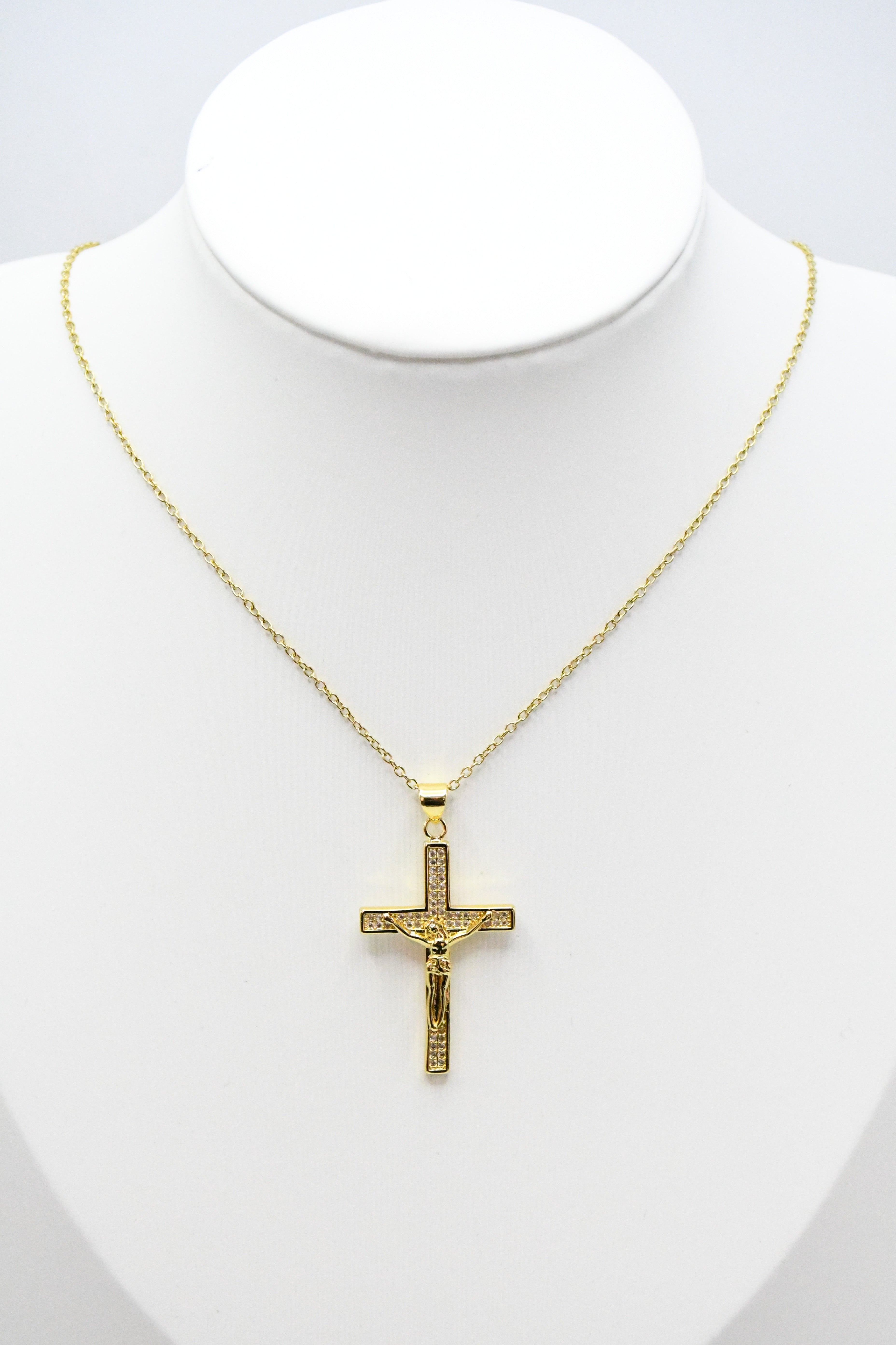 Kreuzanhänger mit Heiligem Kristall