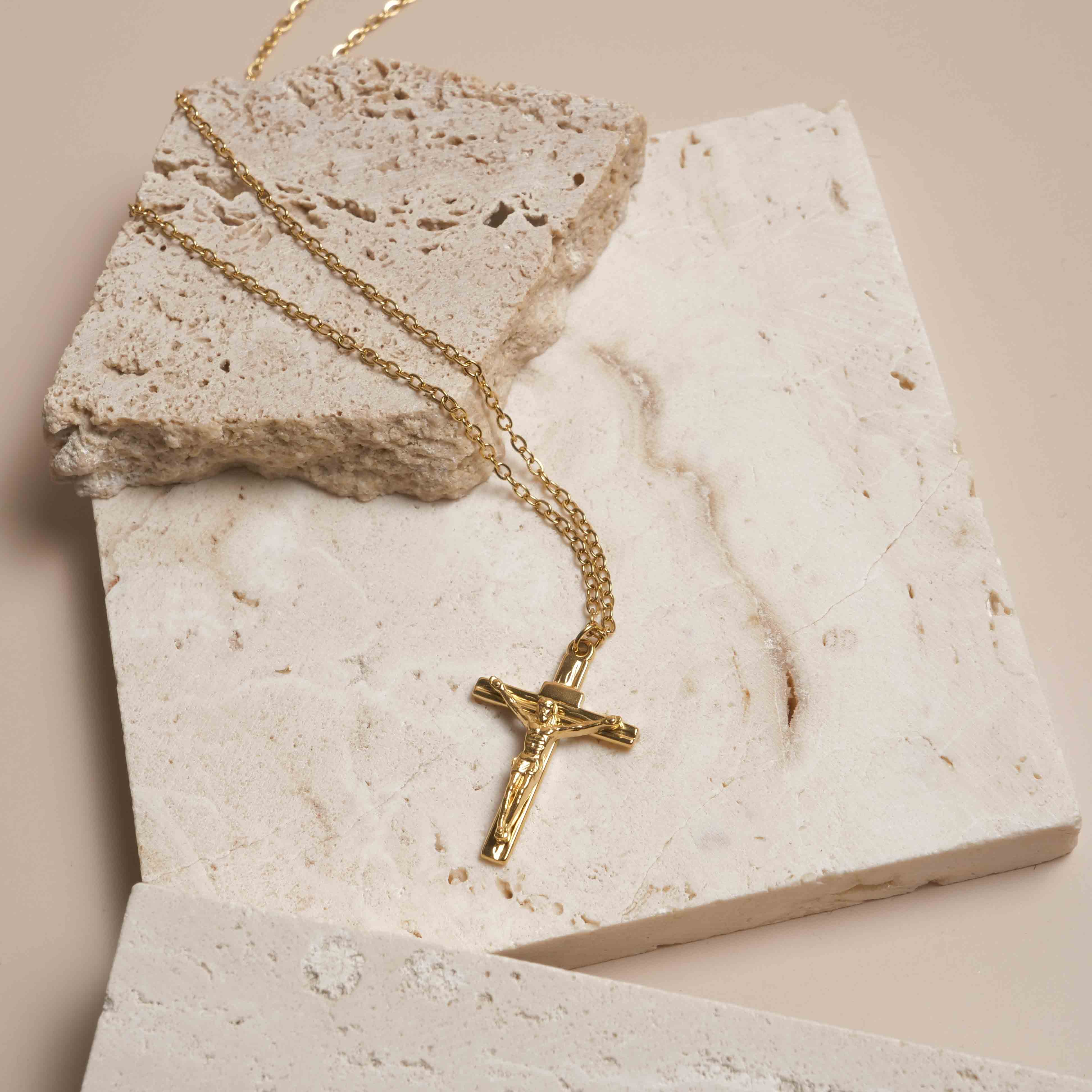 Damen-Kreuz-Halskette mit Christusmotiv