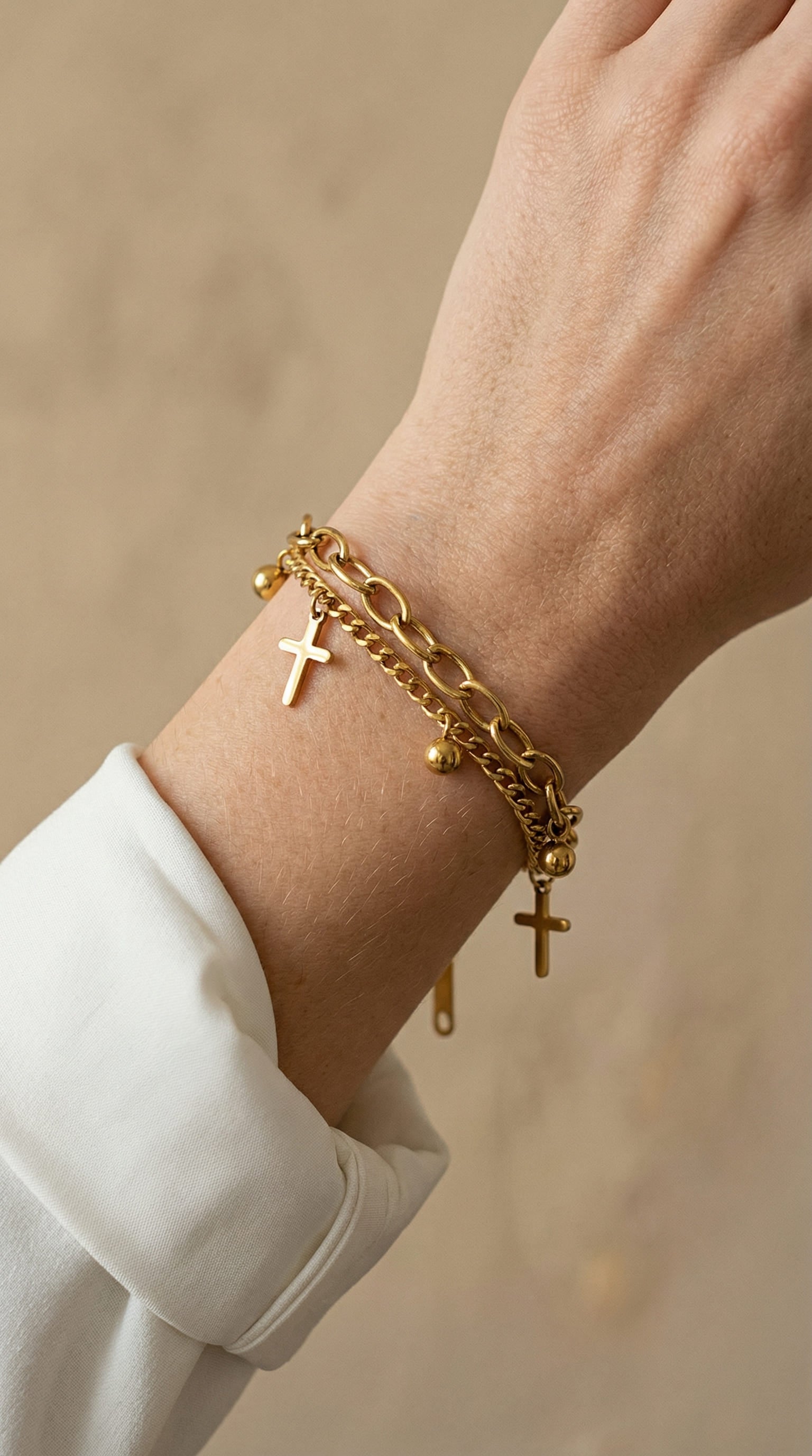Armband mit Kreuz Anhängern und Gliederkette