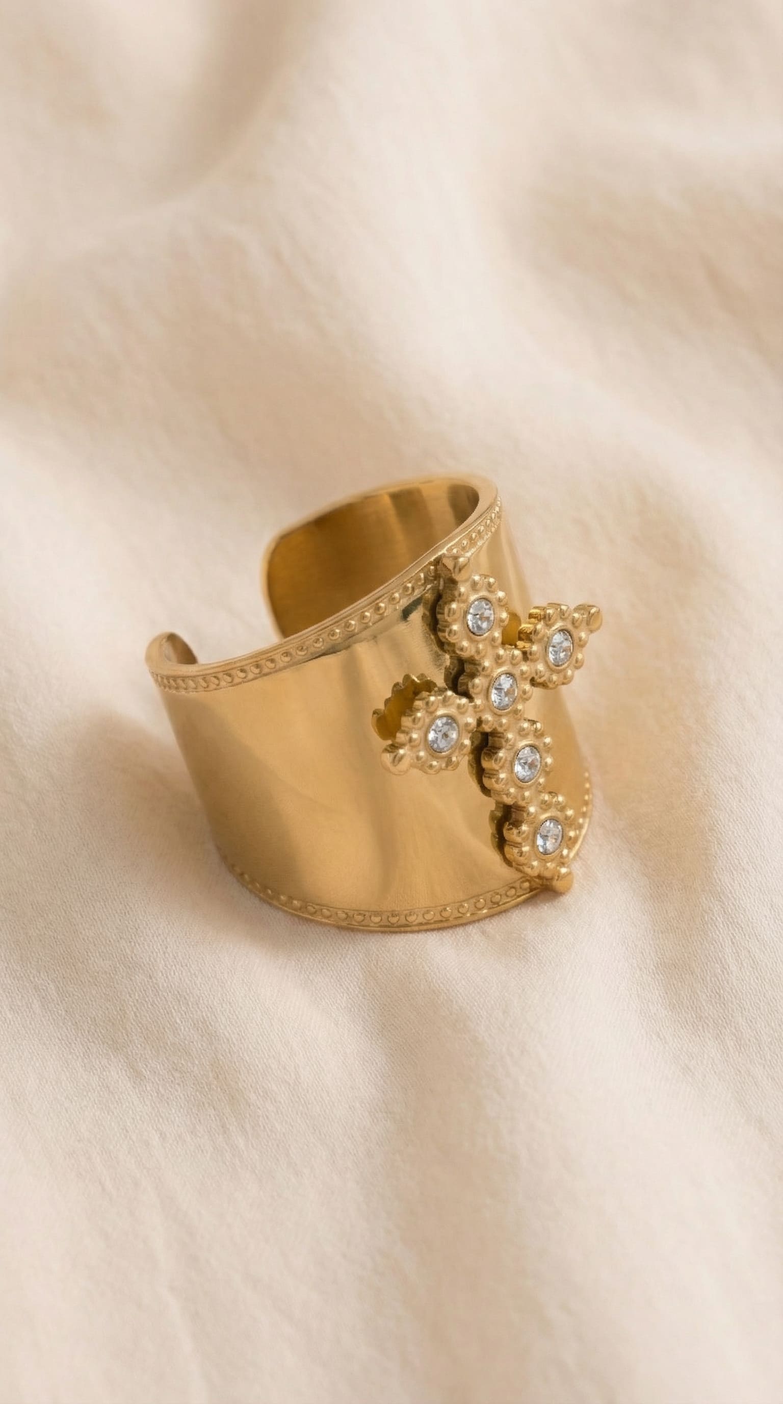 Breiter Kreuz Ring elegantes Design