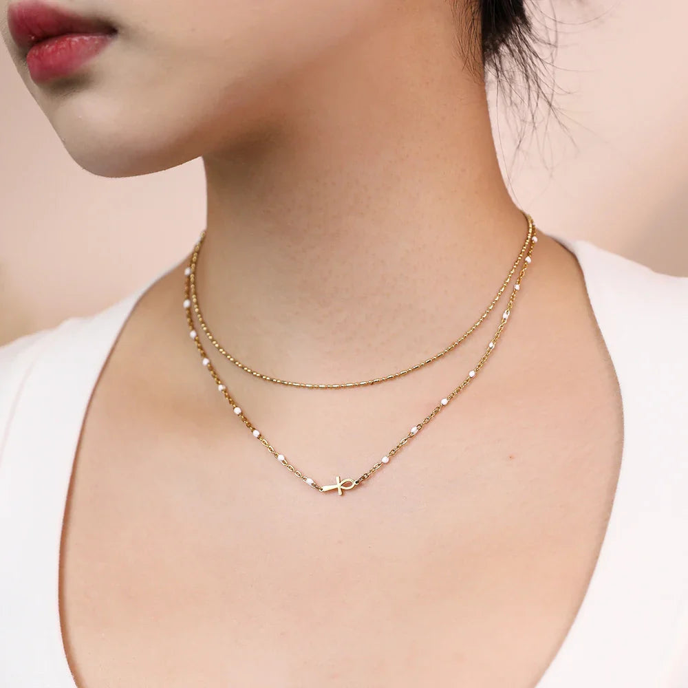 Elegante Halskette mit Anhänger in Form des Kreuzes des Alten Ägyptens