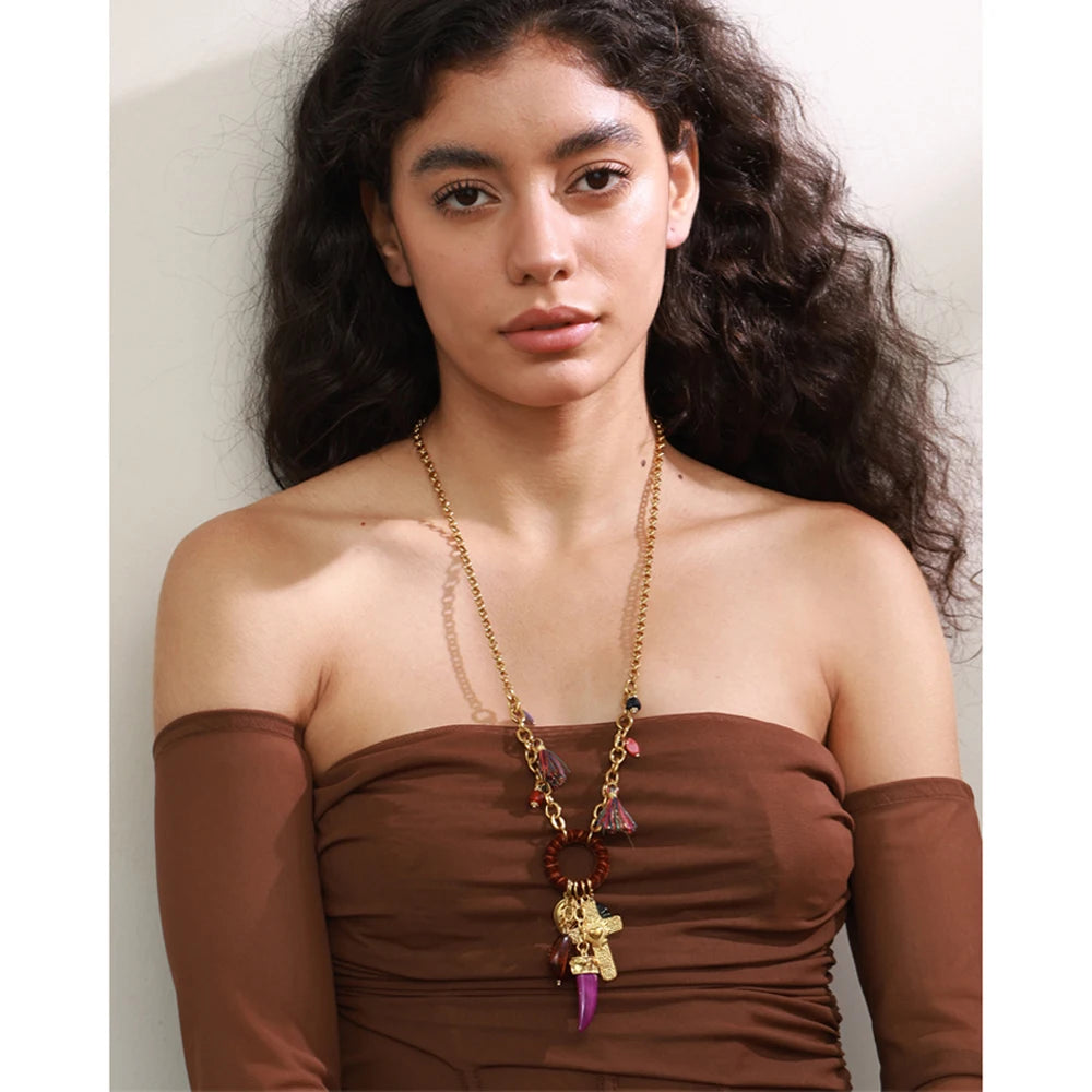Boho Halskette mit Kreuz und Anhängern