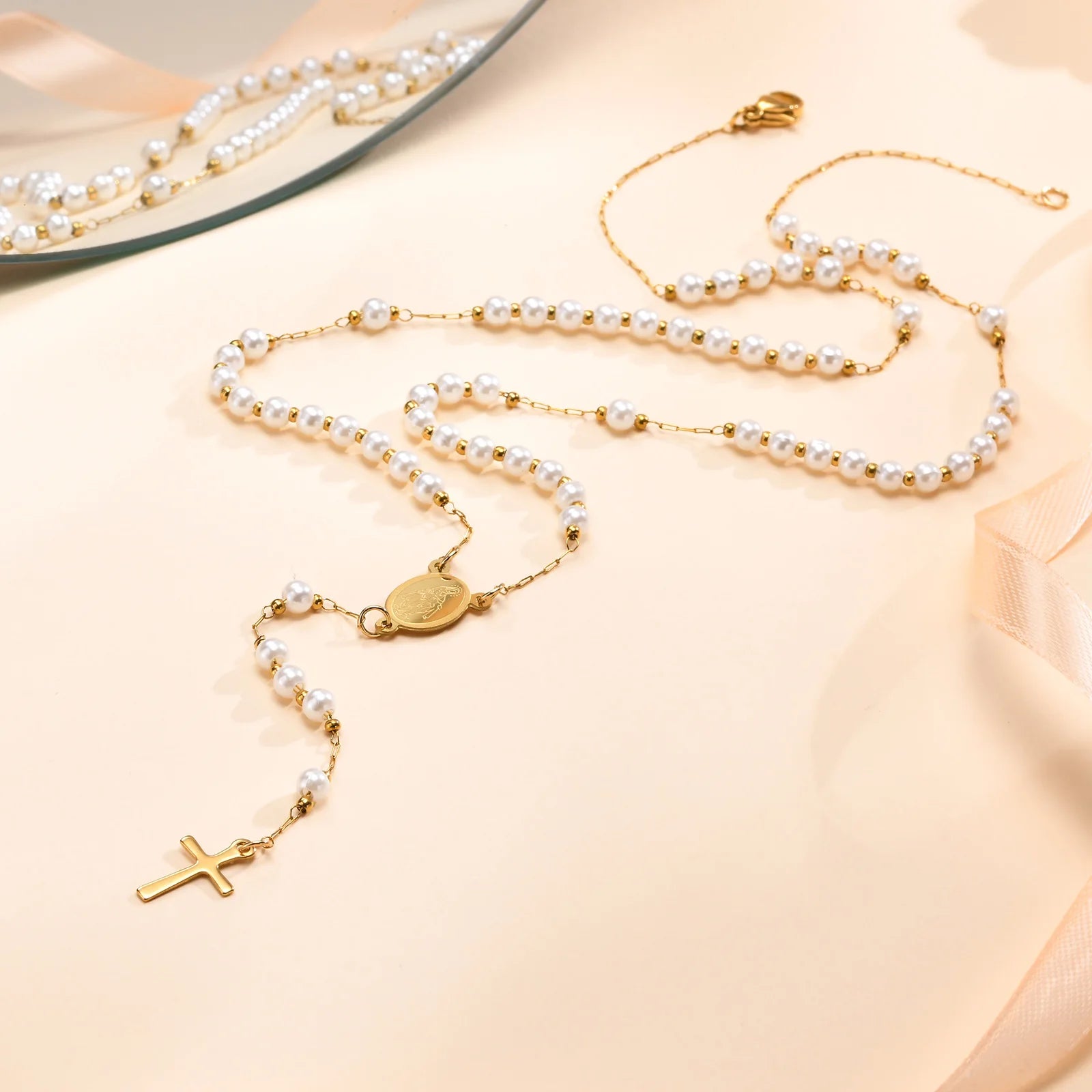 Chapelet Kreuz Halskette Divine Eleganz