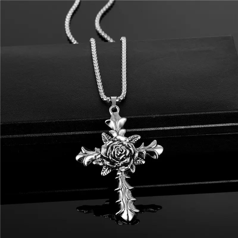 Gothic Kreuzkette für Damen