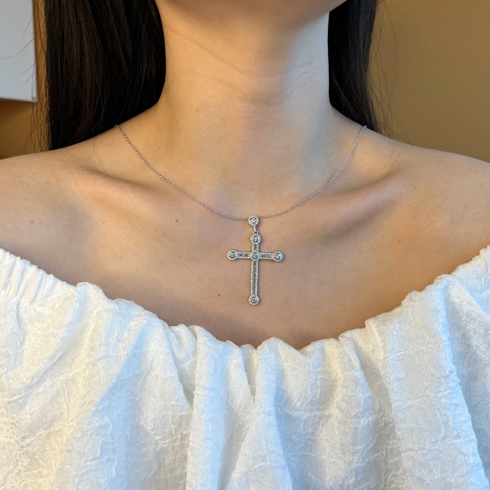 Christliche Halskette aus Silber