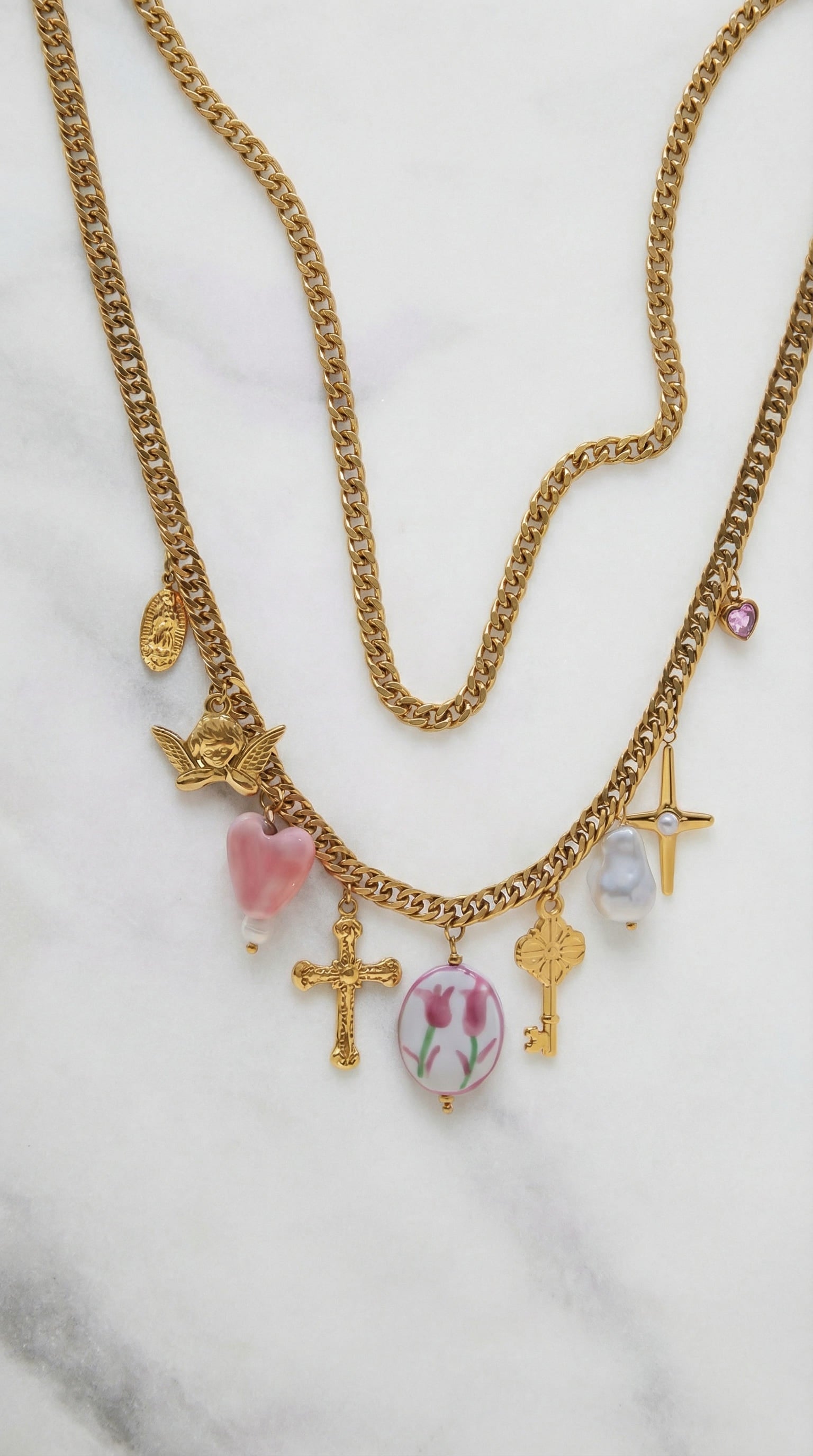 Charm-Halskette mit Kreuz